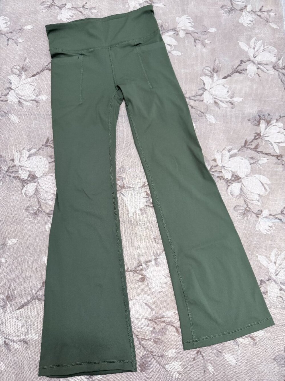 GapFit Green High Rise Flare Yoga Pants Leggings Pockets Size Small
